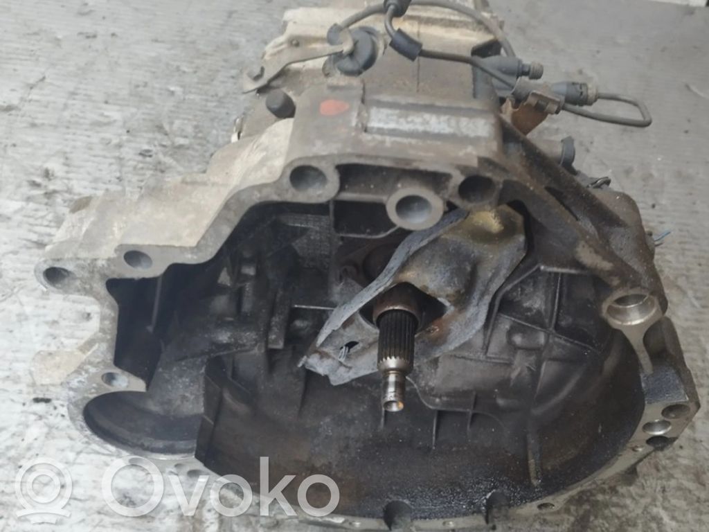 Volkswagen PASSAT B5.5 Boîte de vitesses manuelle à 5 vitesses 