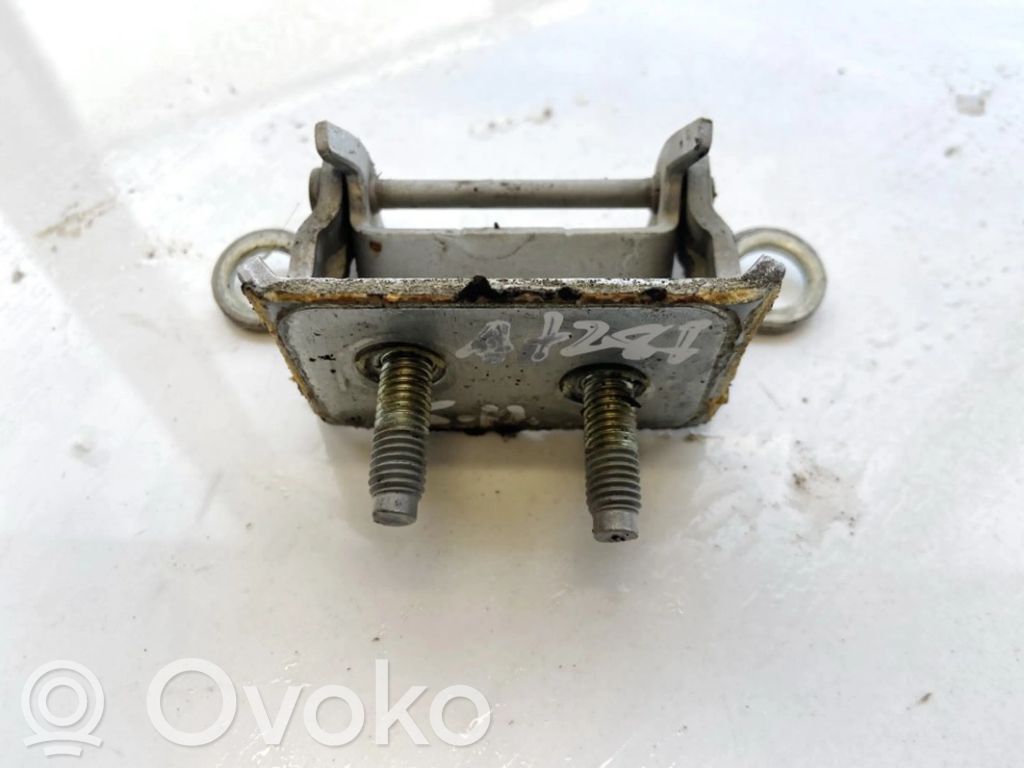 Volvo V50 Tailgate/trunk/boot hinge 