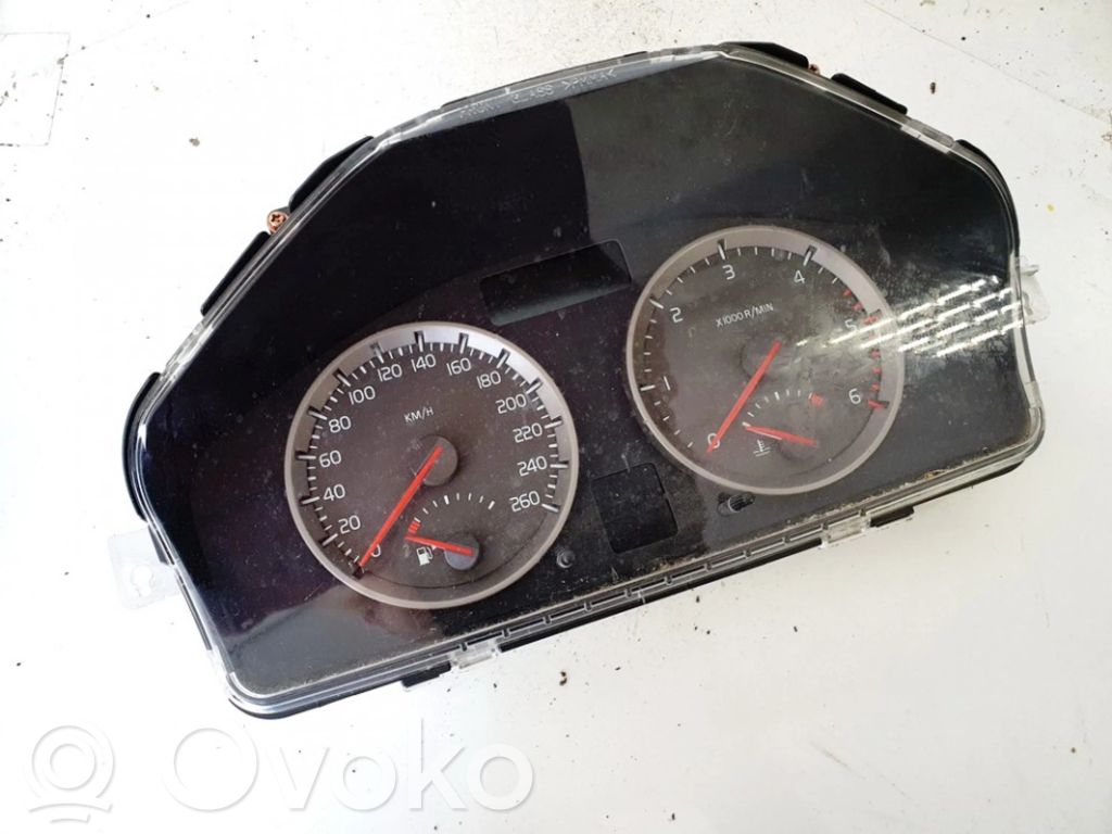 Speedometer (instrument cluster)   E30710071,30669185,0011604,30669185,E30710071