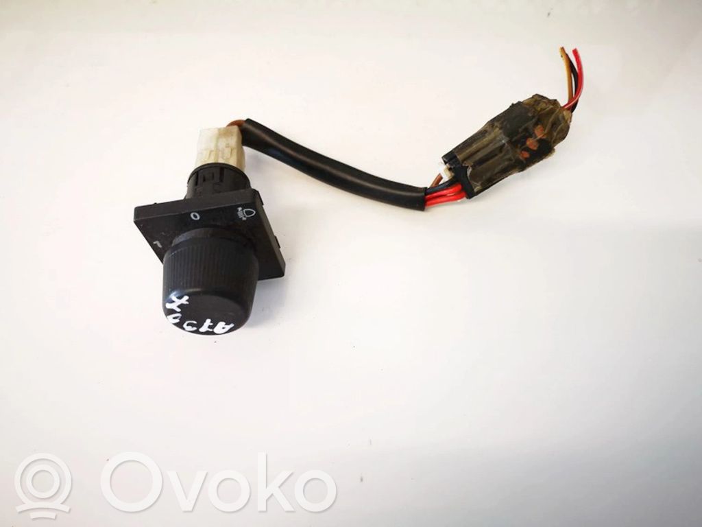 Opel Frontera A Interruptor de control de altura del faro delantero 