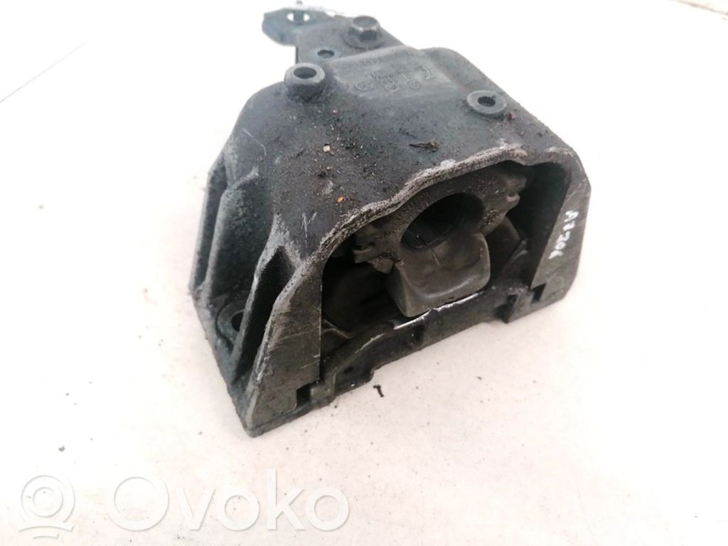 Audi A3 S3 8L Engine mount bracket 