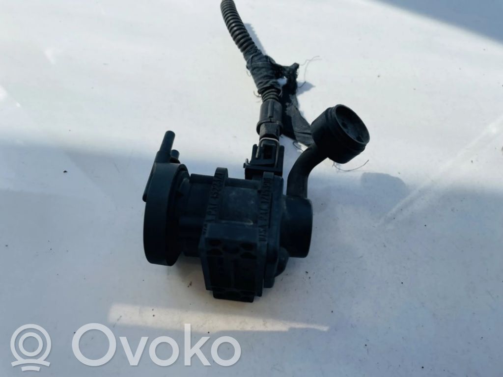 Opel Omega B2 Solenoid supapă turbosuflantă 
