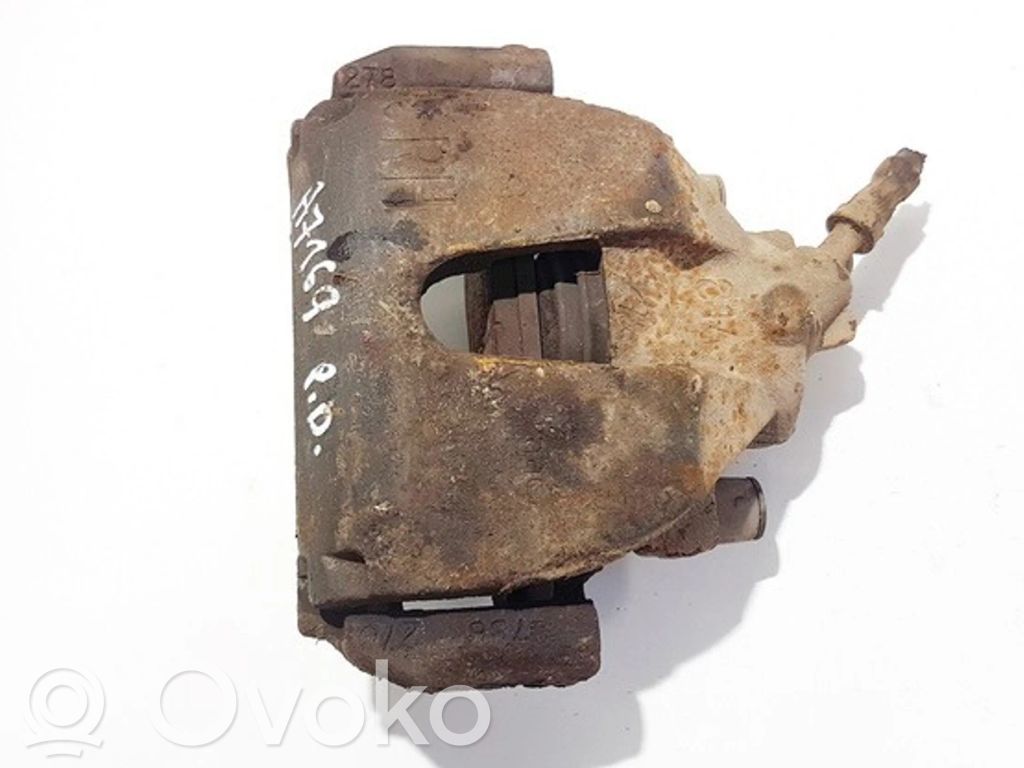 Caliper de freno delantero   814,736,814