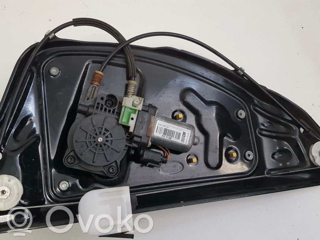 Land Rover Freelander 2 - LR2 Alzacristalli del portellone scorrevole con motorino