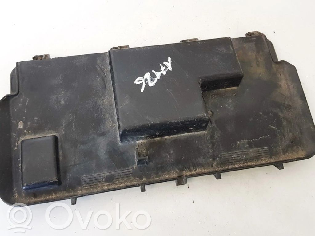 Capac cutie siguranțe   8A0941801,8A0941801