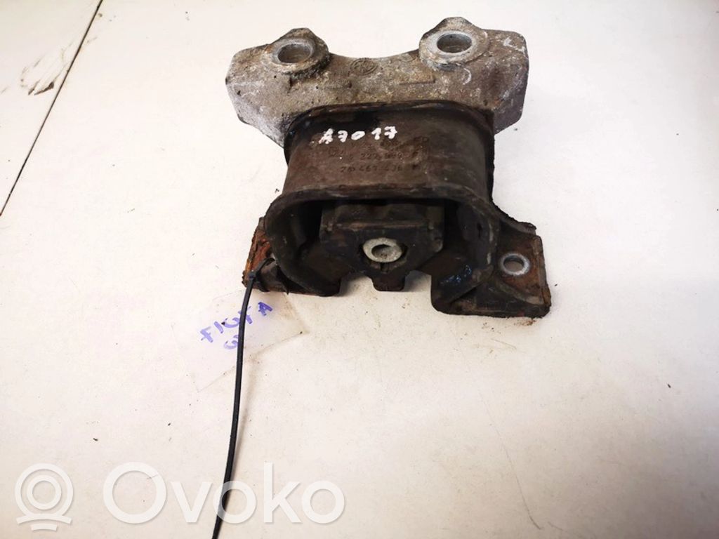 Opel Tigra B Supporto di montaggio del motore 