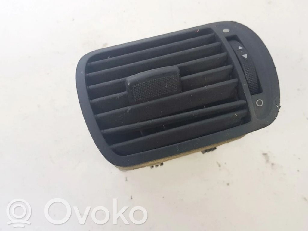 Audi A3 S3 8L Griglia di ventilazione centrale cruscotto 