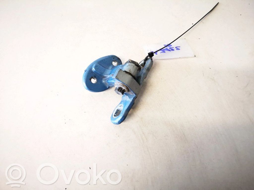 Volvo V50 Zawias dolny drzwi tylnych 