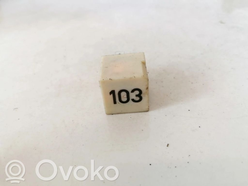 Volkswagen Polo IV 9N3 Alte relee 