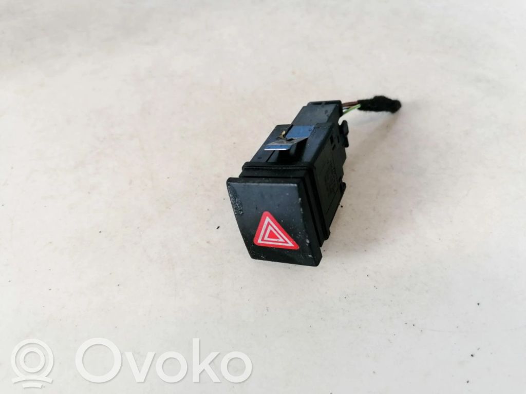 Comutator lumini pericol   6Q0953235A,6Q0953235A