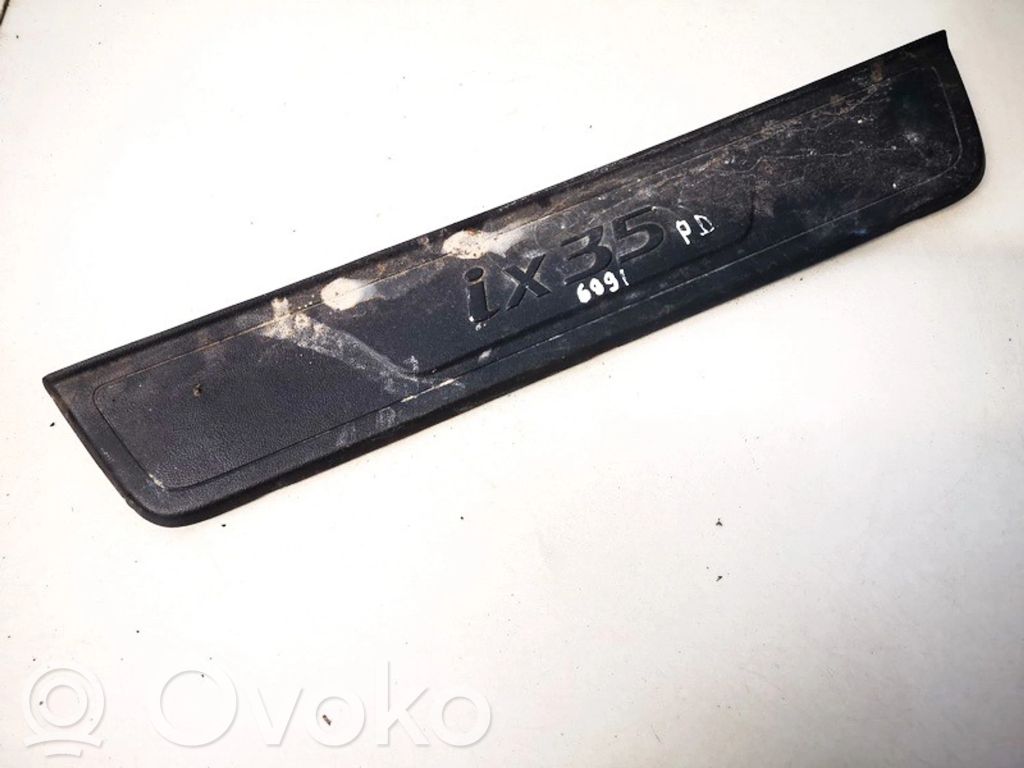 Hyundai ix35 Garniture marche-pieds avant 