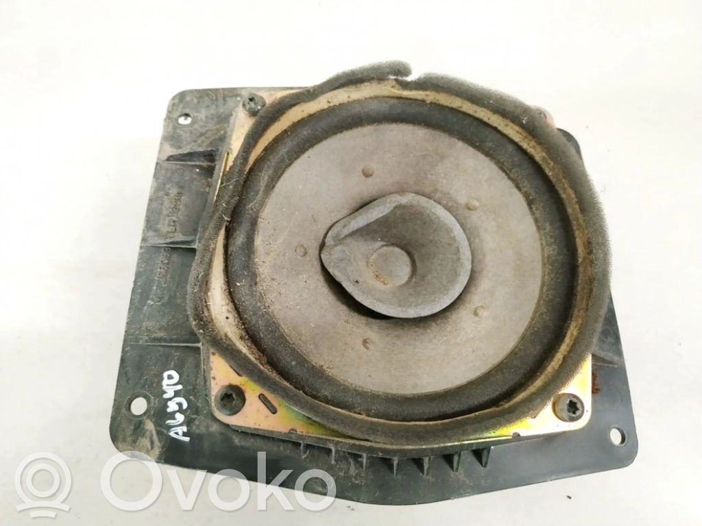 Mitsubishi Space Star Altavoz de la puerta delantera 