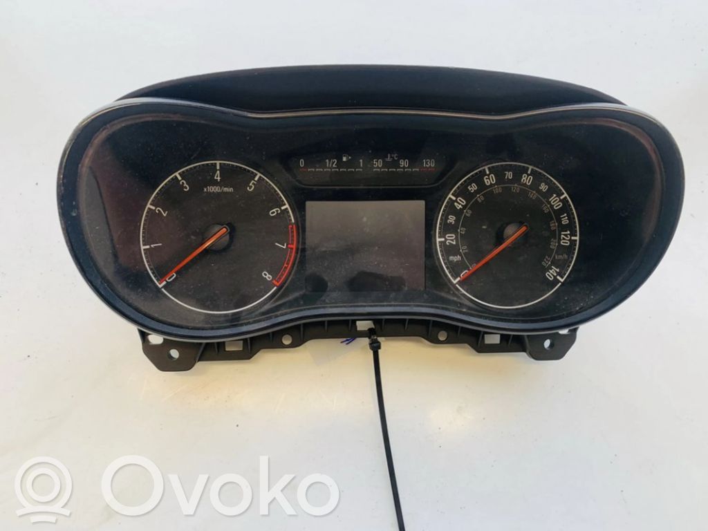 Opel Corsa E Speedometer (instrument cluster) 