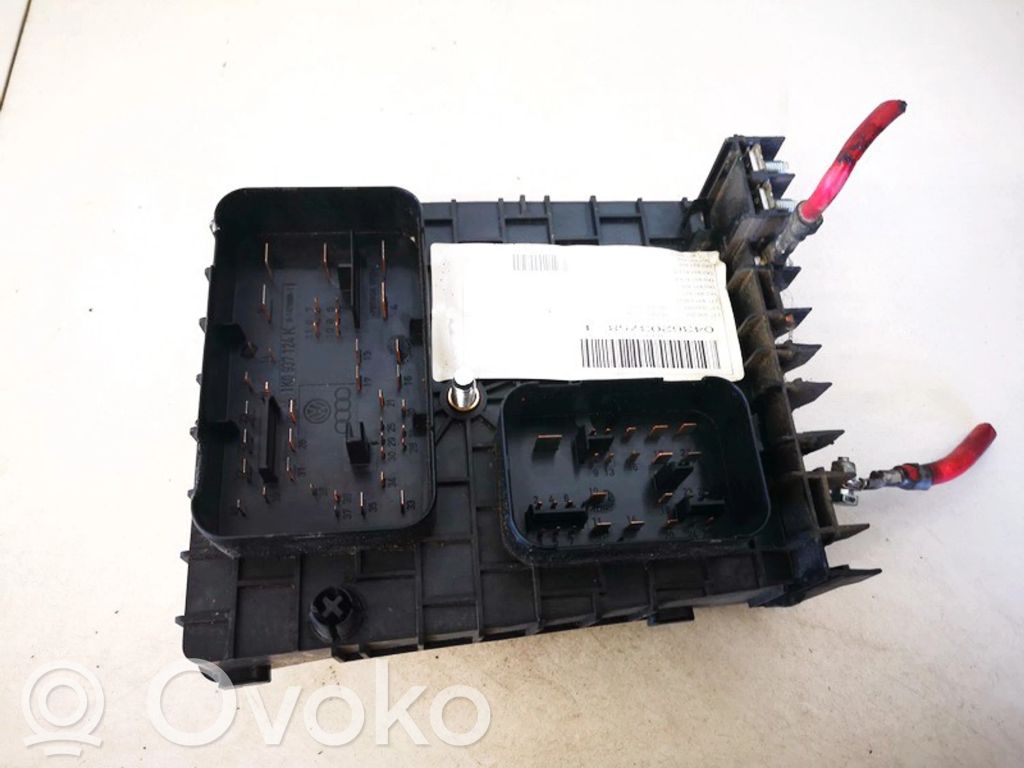 Volkswagen Touran I Set scatola dei fusibili