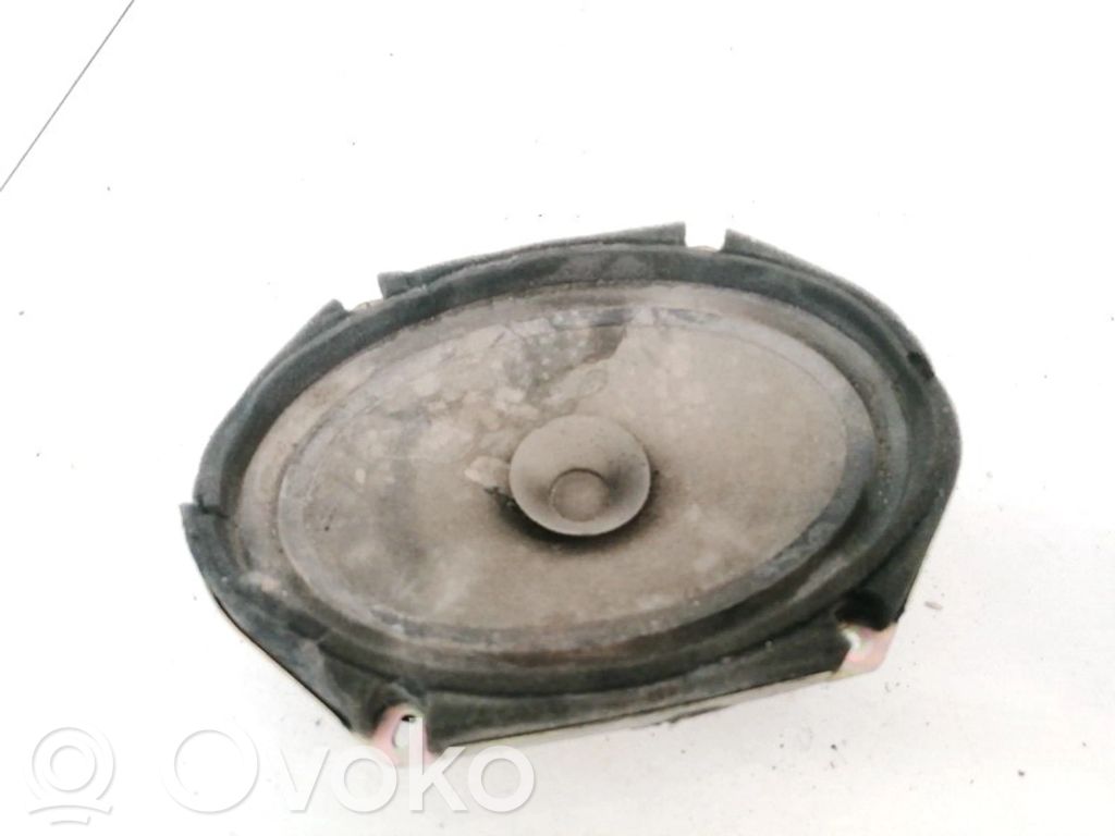 Mazda Premacy Altavoz de la puerta delantera 