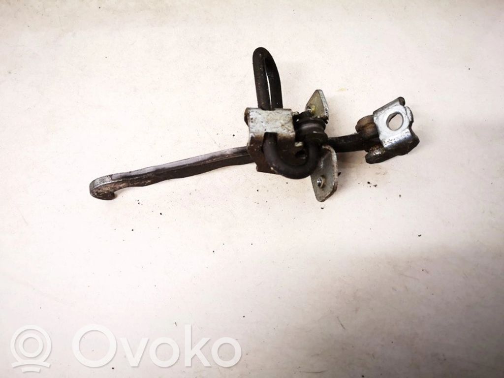 Opel Astra G Etuoven pidätin 