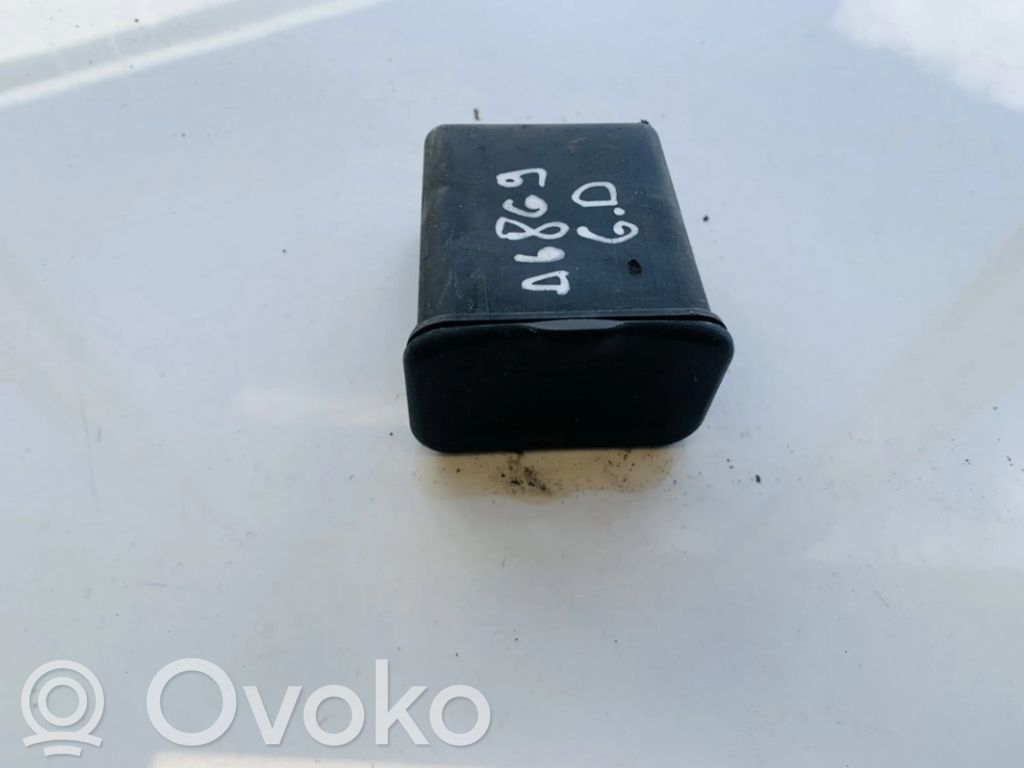 Opel Zafira A Aschenbecher 