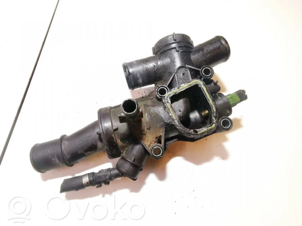 Volvo V50 Tubo flessibile del liquido di raffreddamento del motore