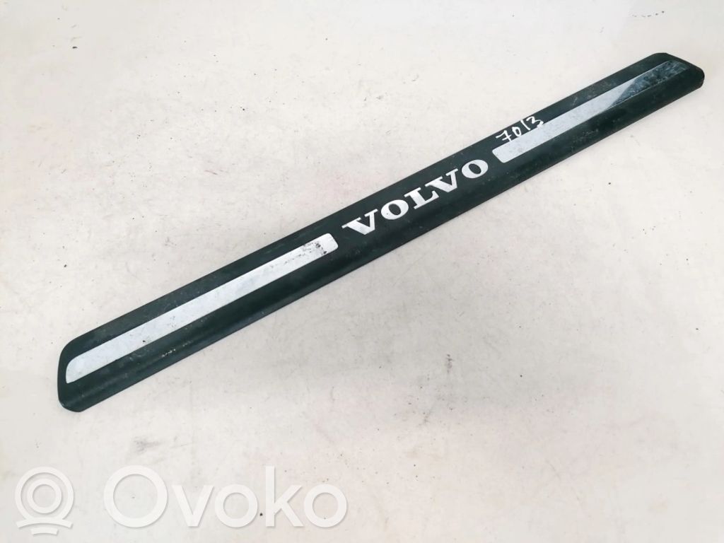 Volvo XC90 Copertura del rivestimento del sottoporta anteriore