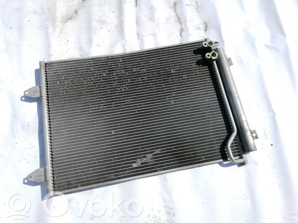 Volkswagen PASSAT B6 Radiatore di raffreddamento A/C (condensatore) 