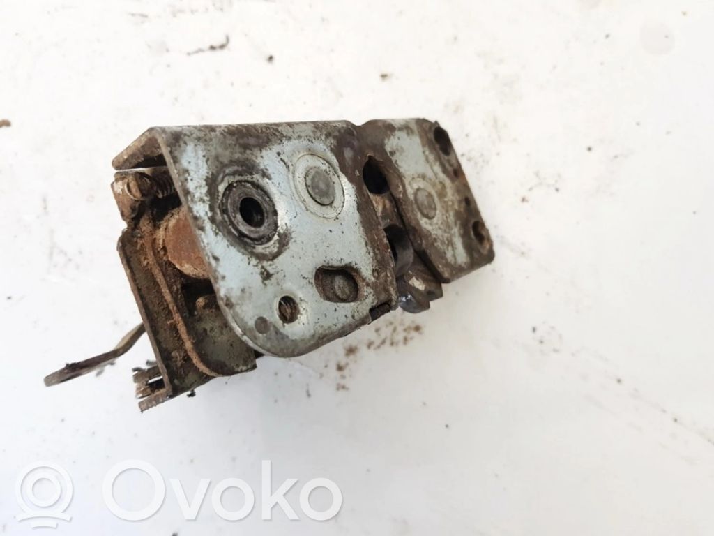 Iveco Daily 40.8 Încuietoare ușă spate 