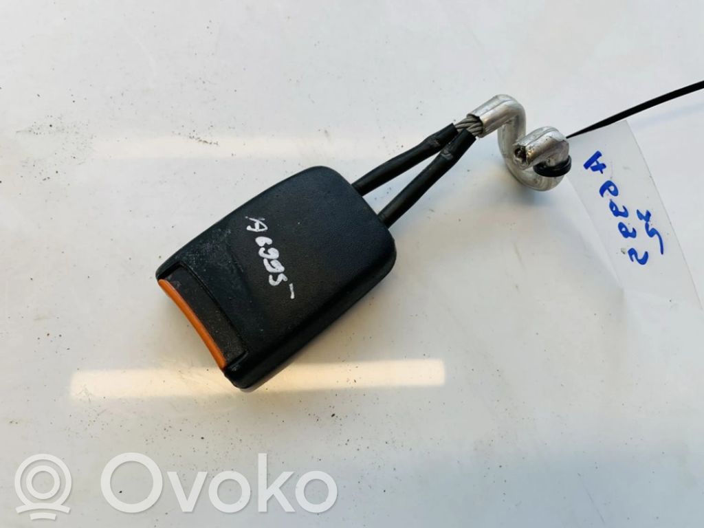 Audi A6 S6 C4 4A Gurtschloss hinten 