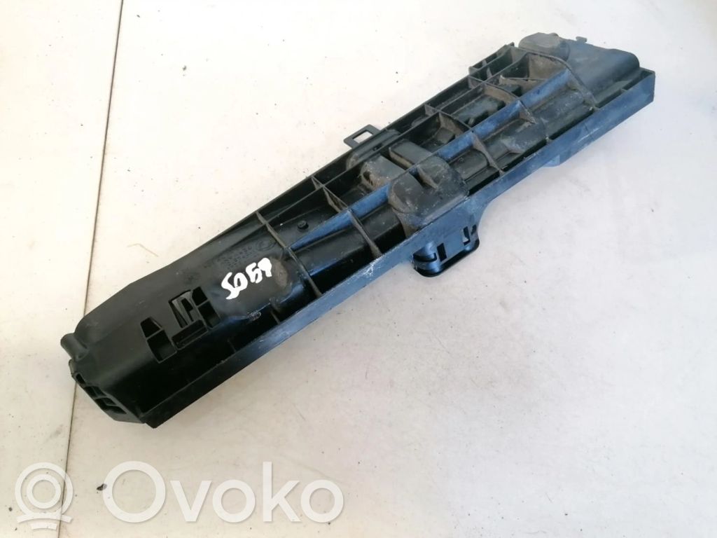 BMW 1 E81 E87 Suport radiator 
