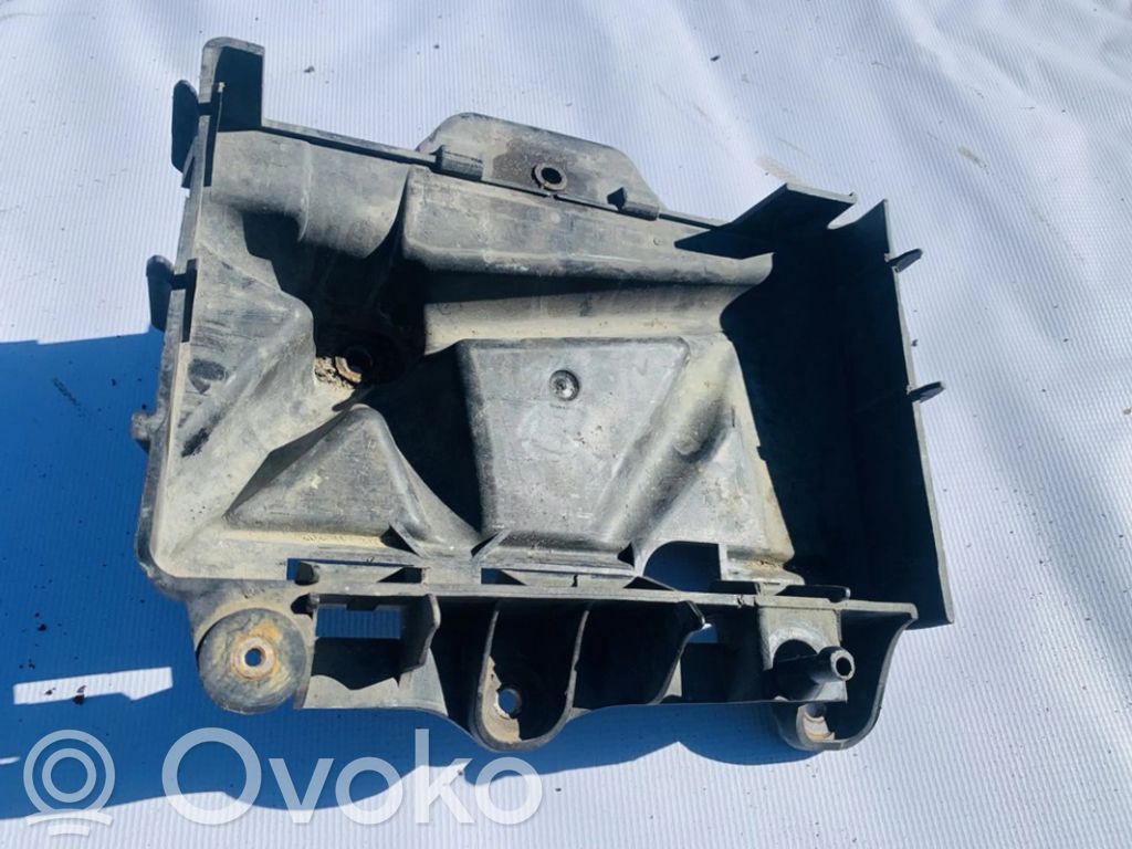 Batteriekasten   6Q0915331D,6Q0915331D
