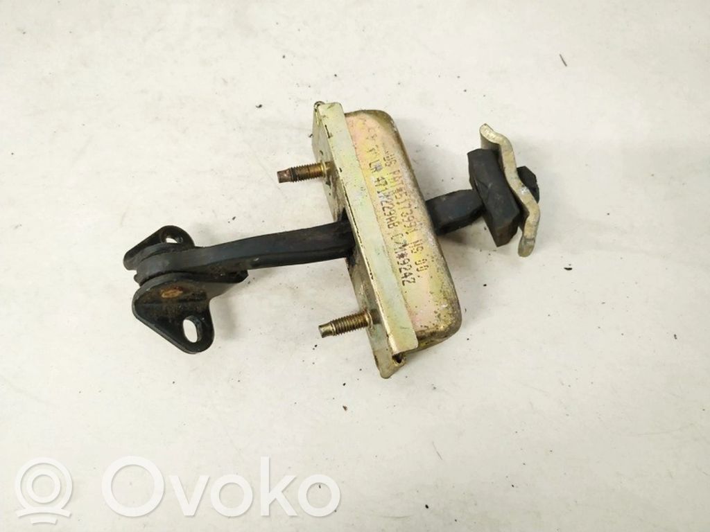 Chrysler Voyager Etuoven pidätin 