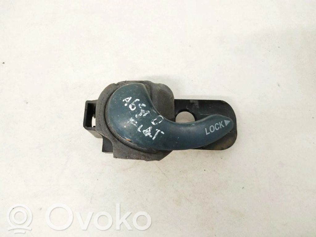 Fiat Doblo Manecilla interna puerta trasera 