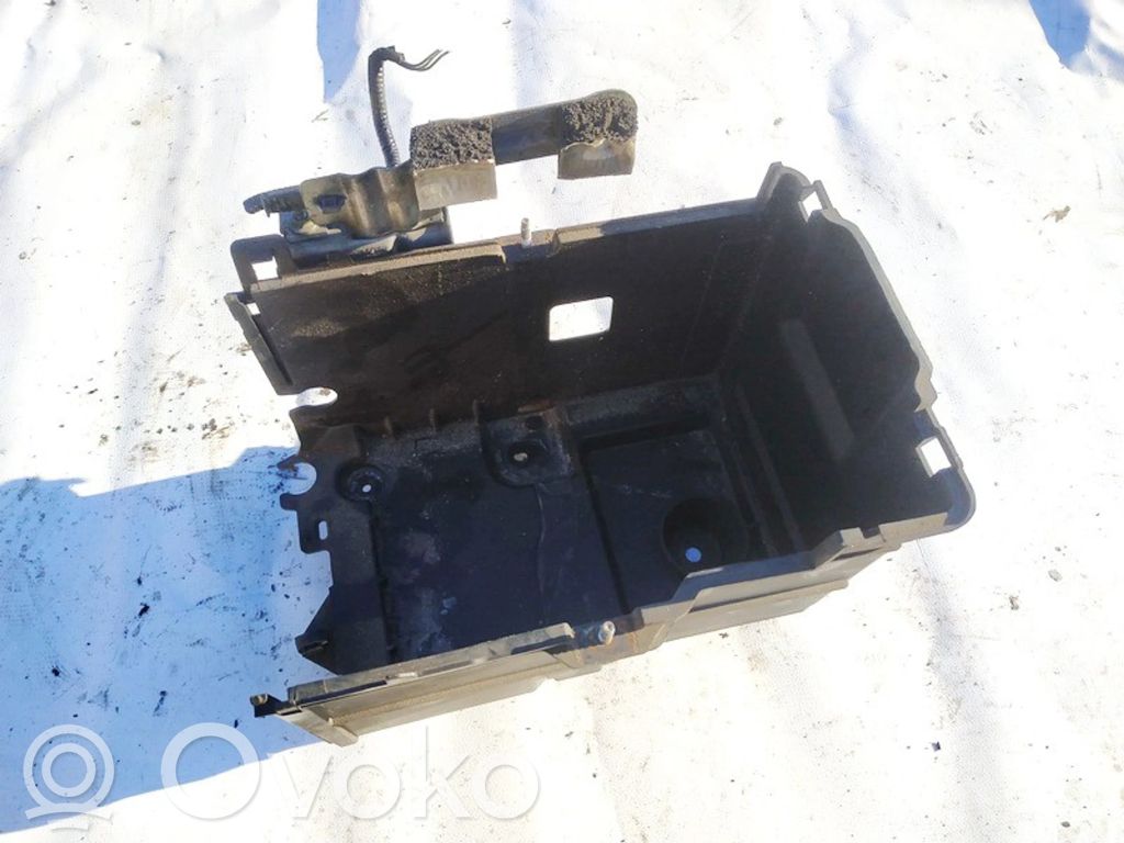 Mazda 3 II Vassoio scatola della batteria 