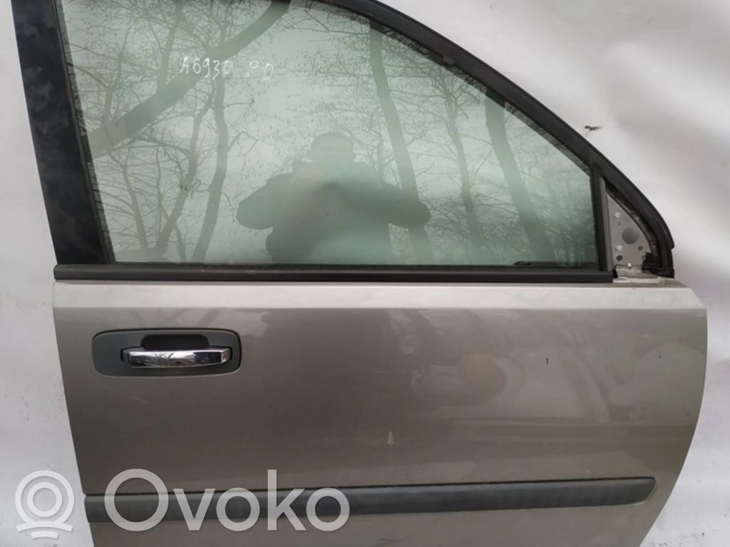 Nissan X-Trail T30 Front door 
