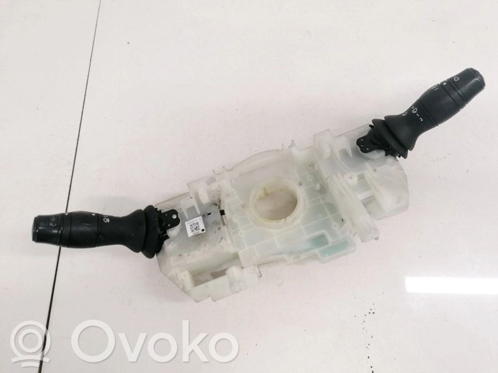 Renault Megane III Leva/interruttore dell’indicatore di direzione e tergicristallo