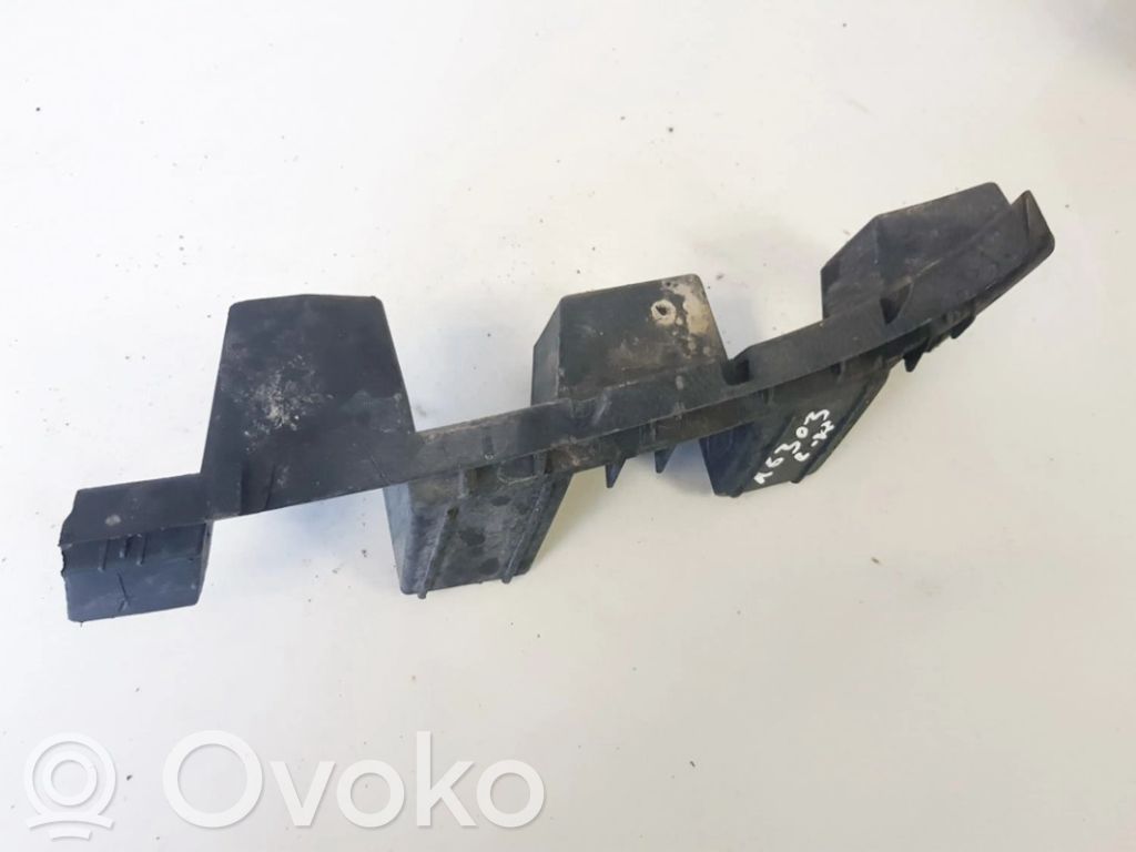 Opel Corsa D Takapuskurin kannake 