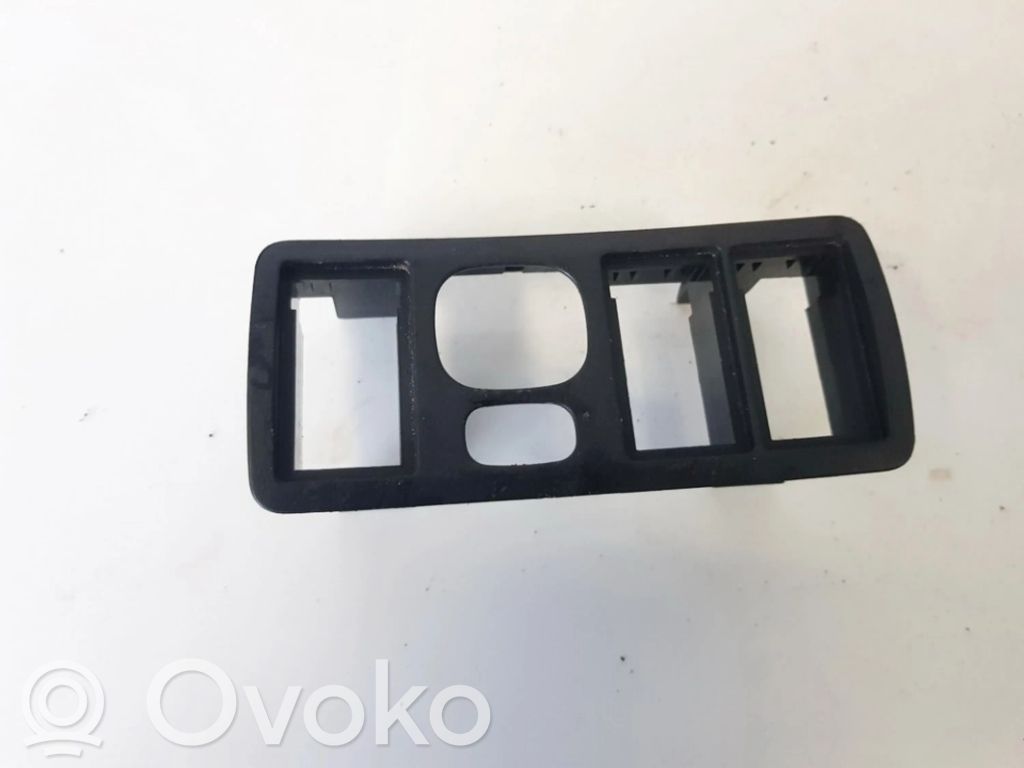 Toyota Avensis T250 Altra parte interiore 