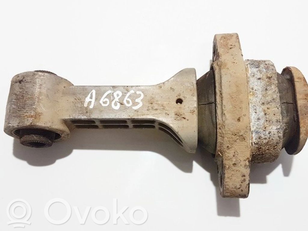 Soporte de montaje del motor