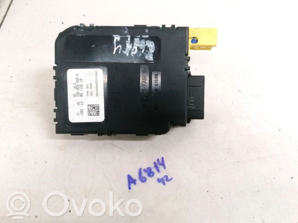 Audi A3 S3 8P Maniglia/leva di regolazione del volante