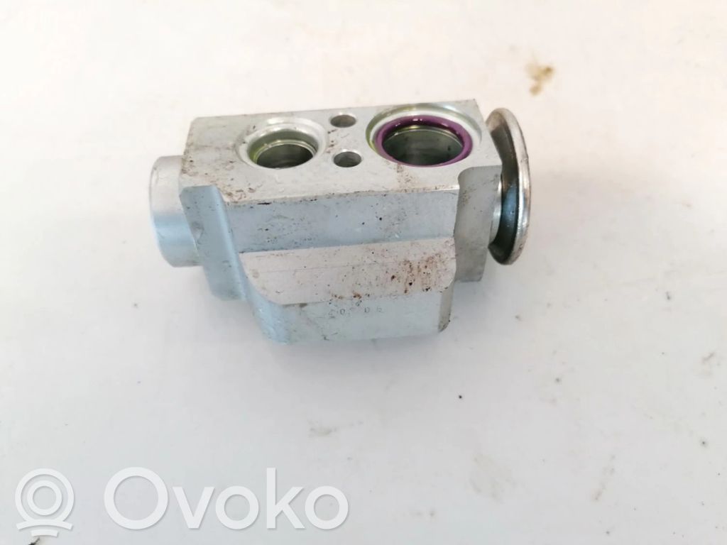 Audi Q7 4L Klimaventil Expansionsventil 