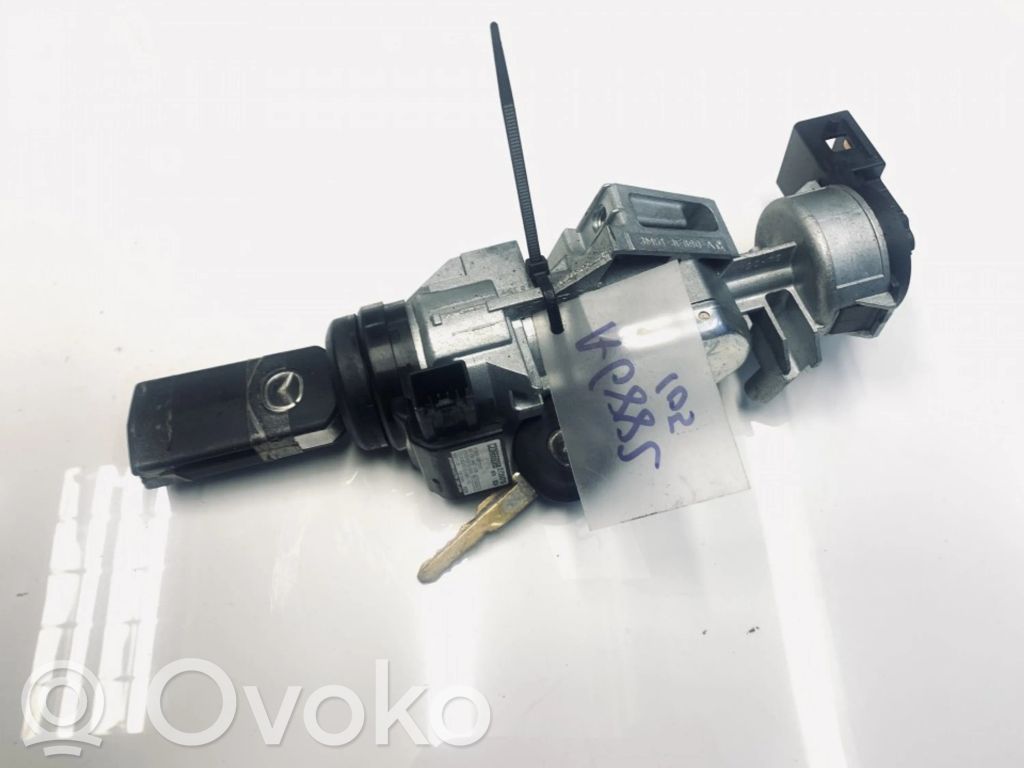 Užvedimo spynelė   3M513F880AC,3M513F880AC,3M513F880AC,3M513F880AC,662F1MB11101,C23666938B,X1T26471A