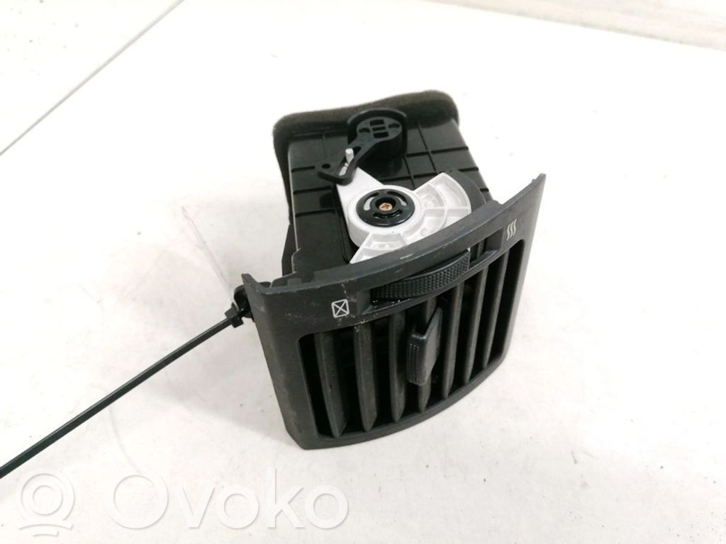KIA Sorento Rejilla de ventilación central del panel
