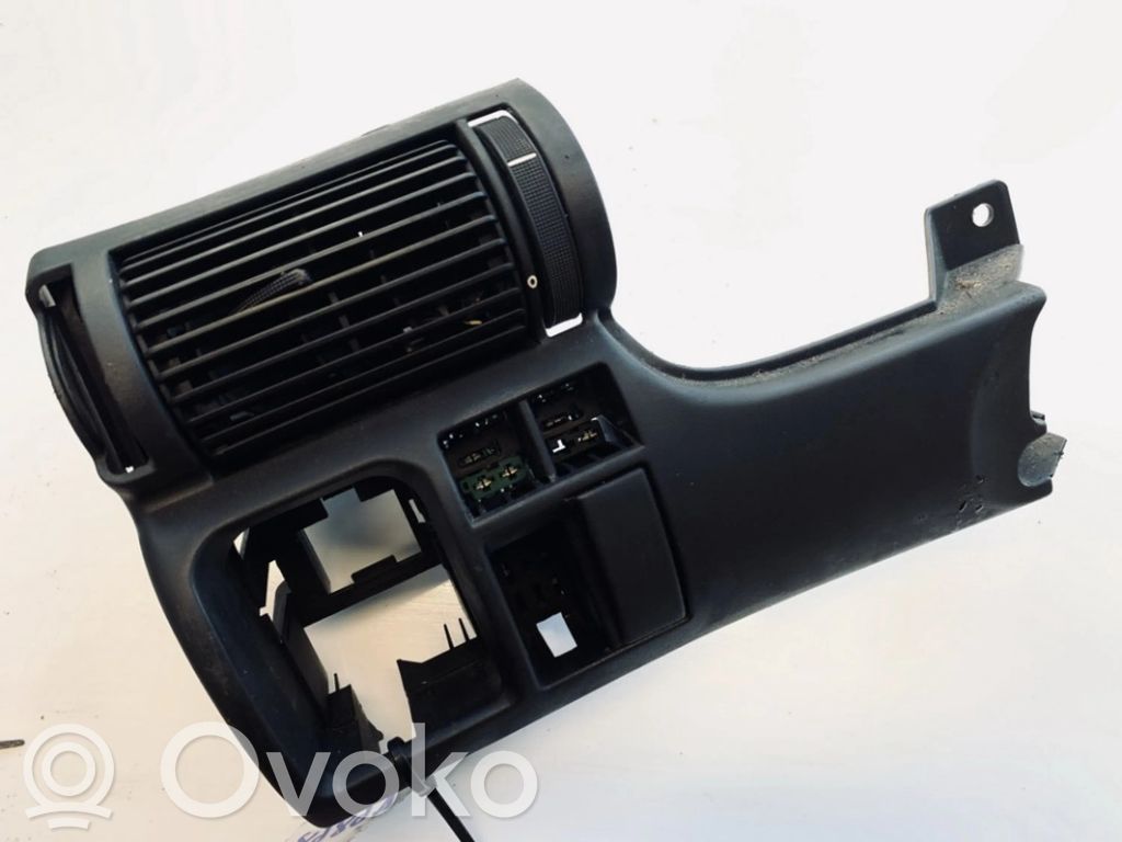 Opel Astra F Dash center air vent grill 