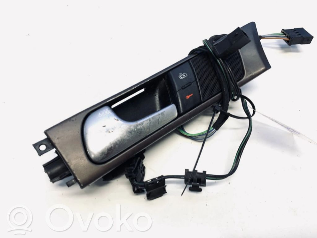 Etuoven sisäkahva   4B0837019,4B0837019