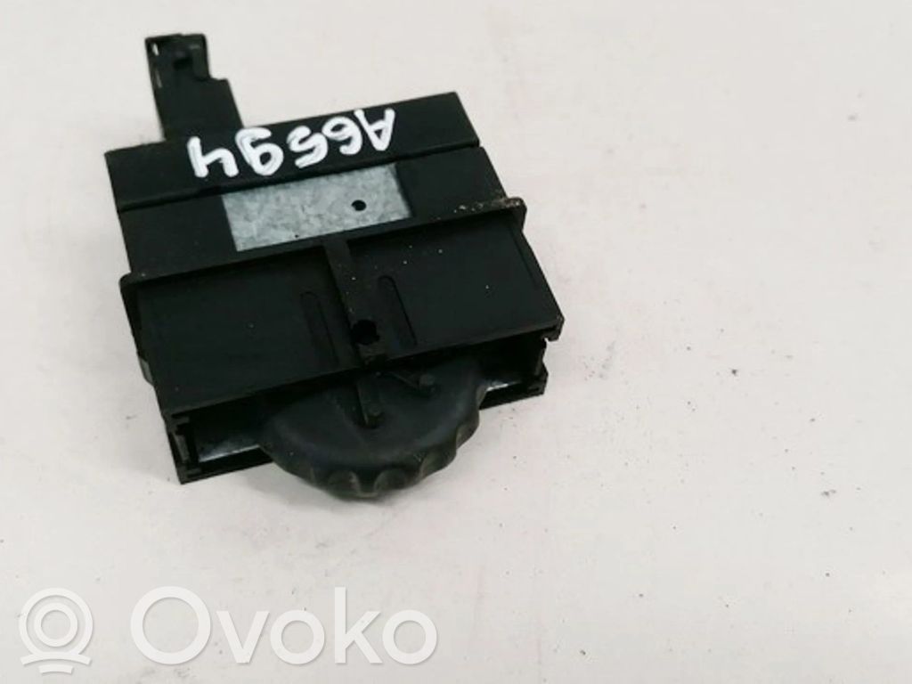Renault Laguna I Headlight level height control switch 