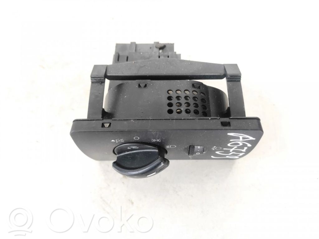 Lichtschalter   1S7T13A024BB,1S7T13A024BB,1S7T13A024BB,1S7T13A024BB