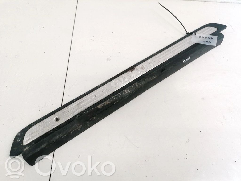 Volvo S40, V40 Capac prag față 