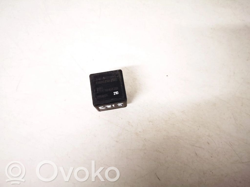 Altri relè   90464760,V23134K52X220,90464760,V23134K52X220