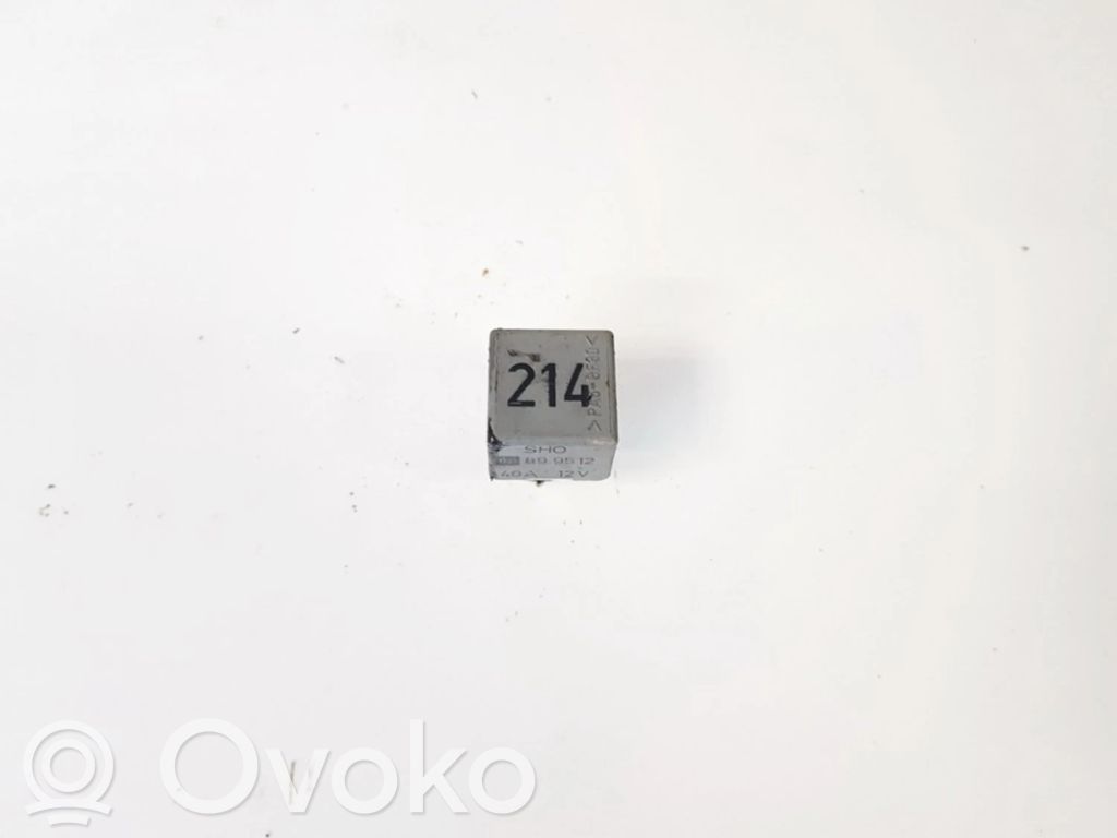 Audi A4 S4 B5 8D Altri relè 