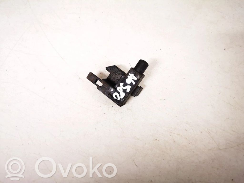 Sensor   1J0947561,1J0947561