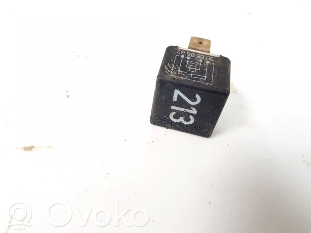 Audi A4 S4 B5 8D Alte relee 