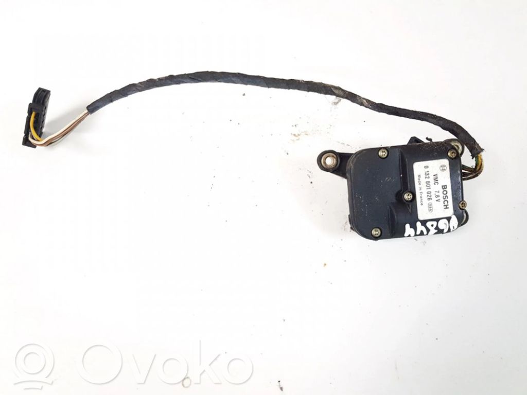 Audi A4 S4 B5 8D Motorino attuatore aria